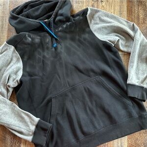 Adidas Men’s Sweatshirt Hoodie size Large | Messi